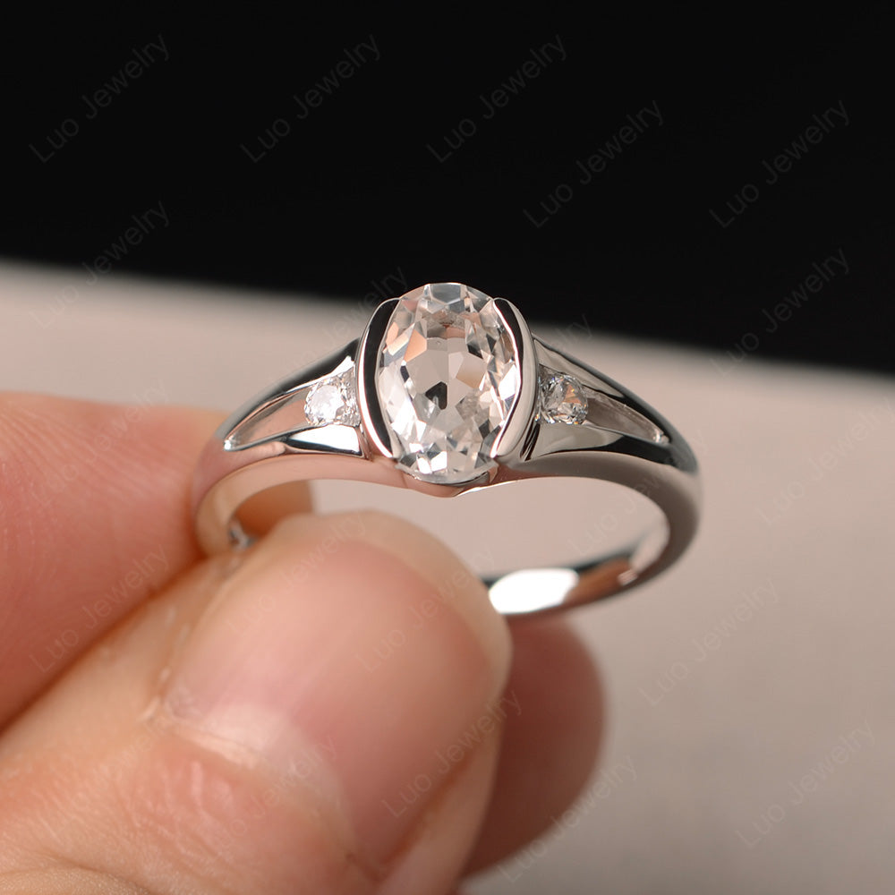 Bezel oval clearance ring