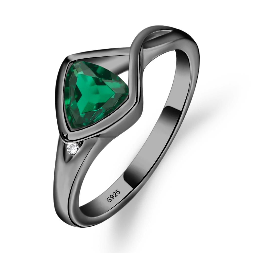 Trillion cut shop emerald ring