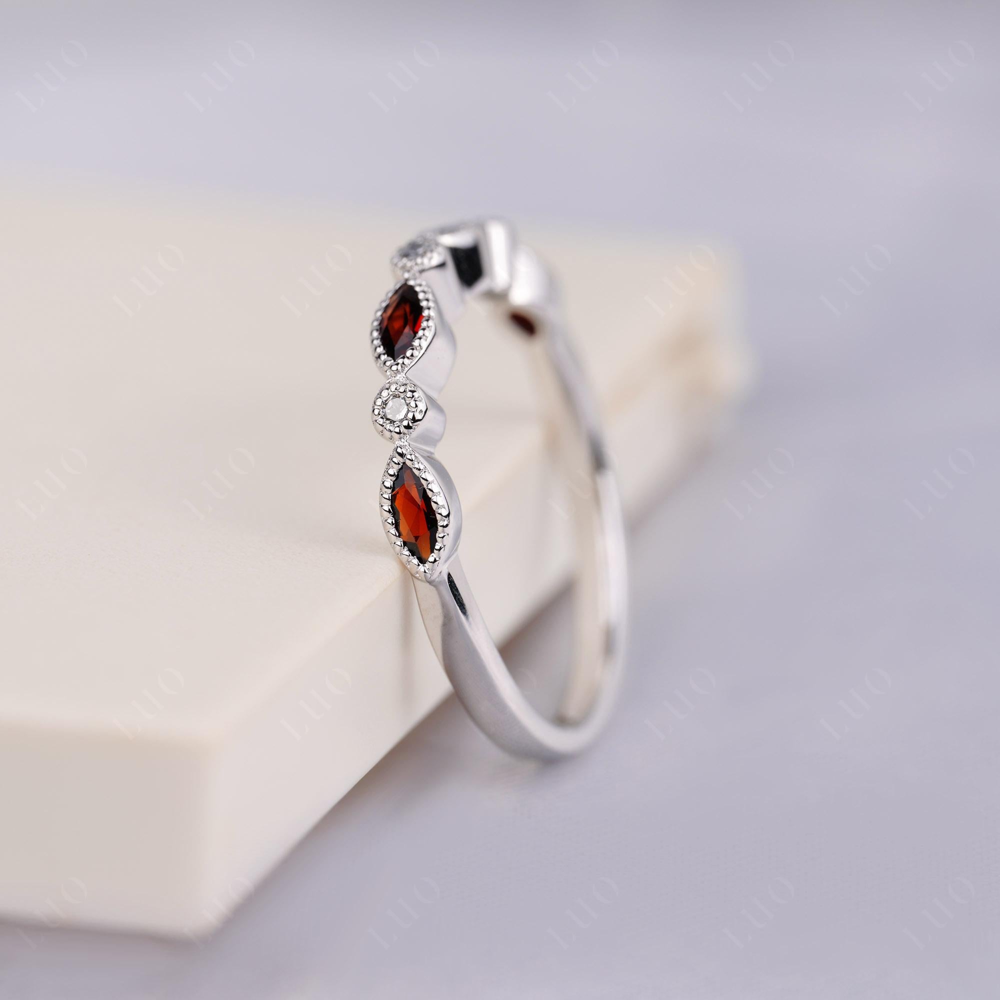 Vintage Garnet Wedding Band Ring - LUO Jewelry 