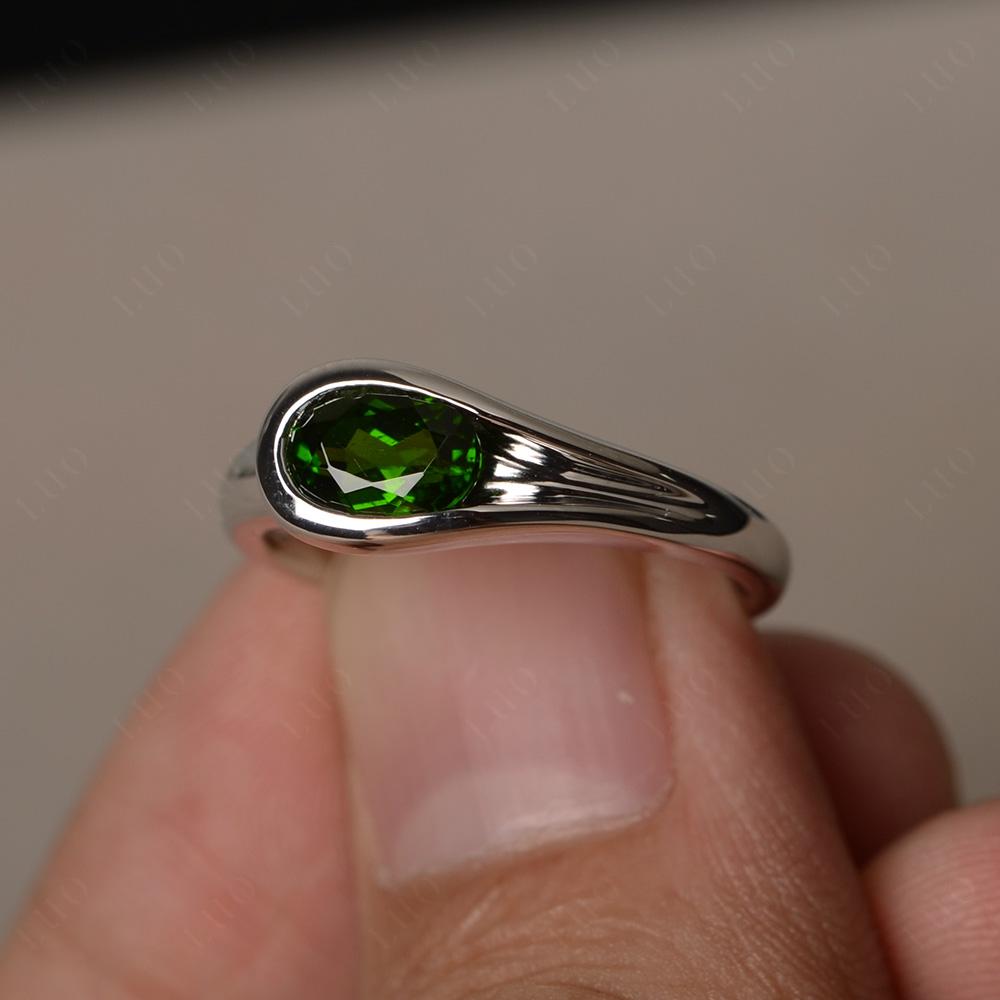 Diopside Minimalist Engagement Ring - LUO Jewelry 