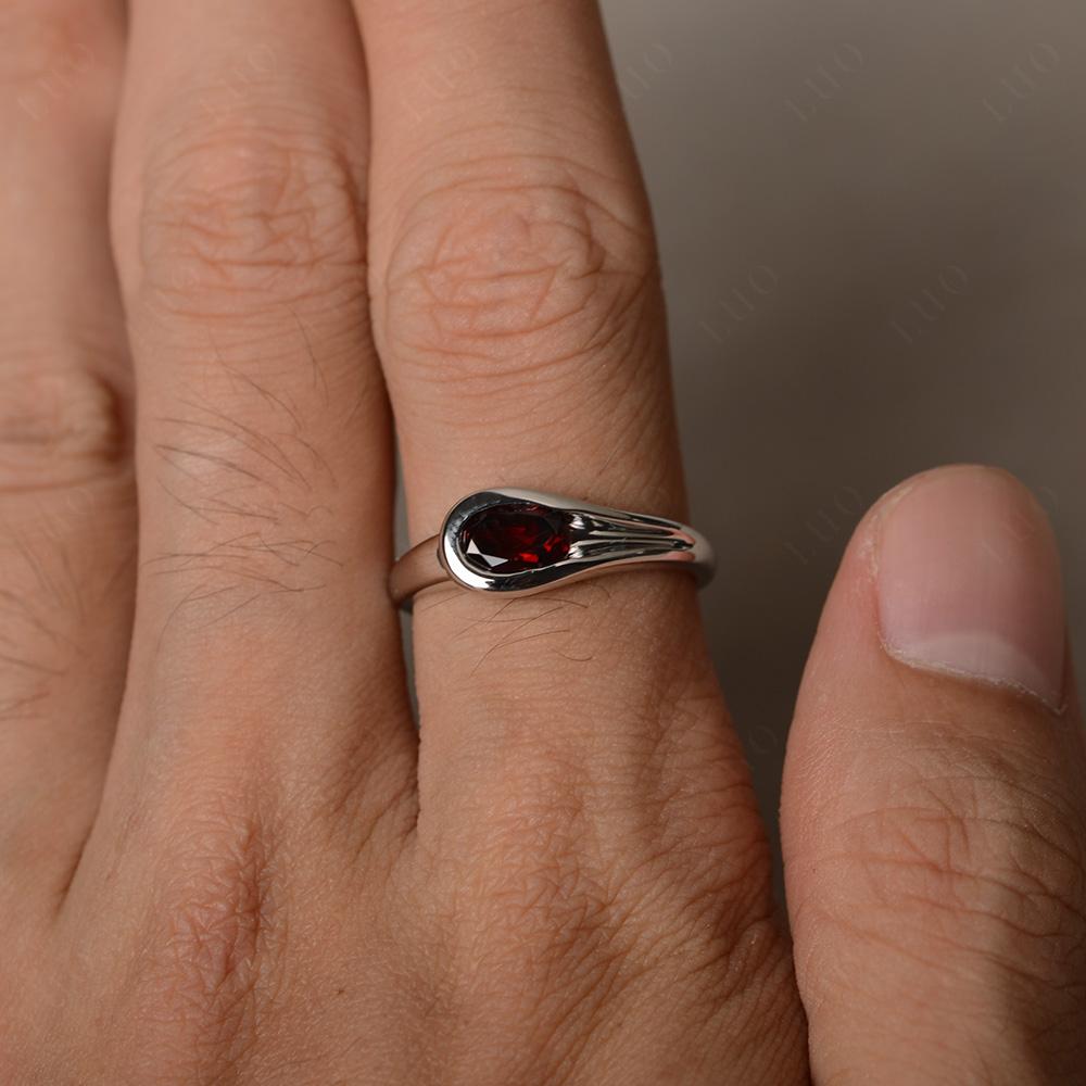 Garnet Streamline Ring - LUO Jewelry 