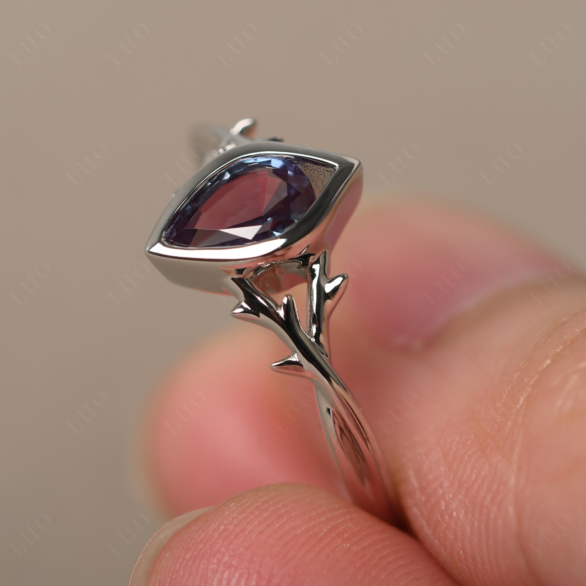 Alexandrite Twig Bezel Set Ring - LUO Jewelry 