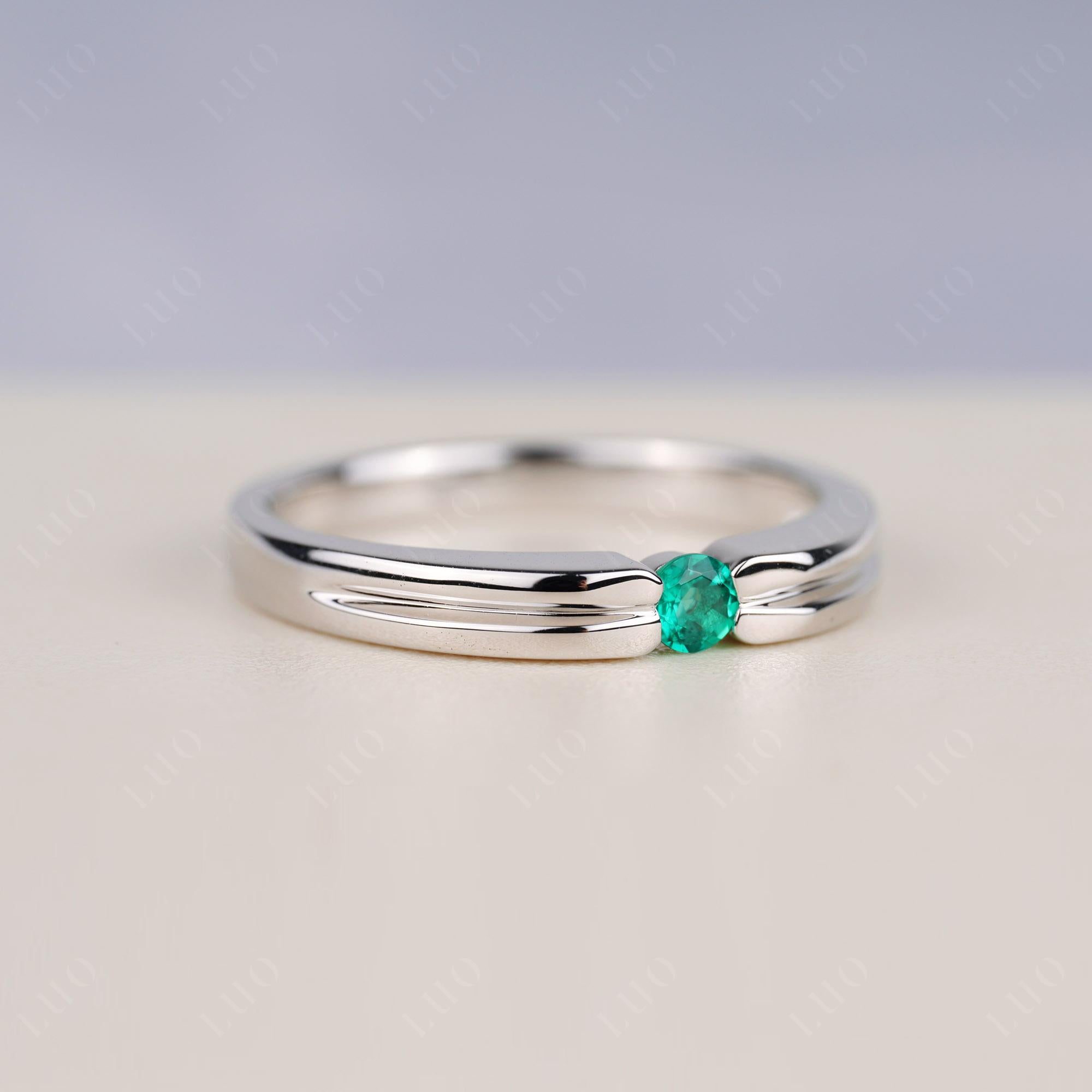 Emerald Solitaire Band Ring - LUO Jewelry 