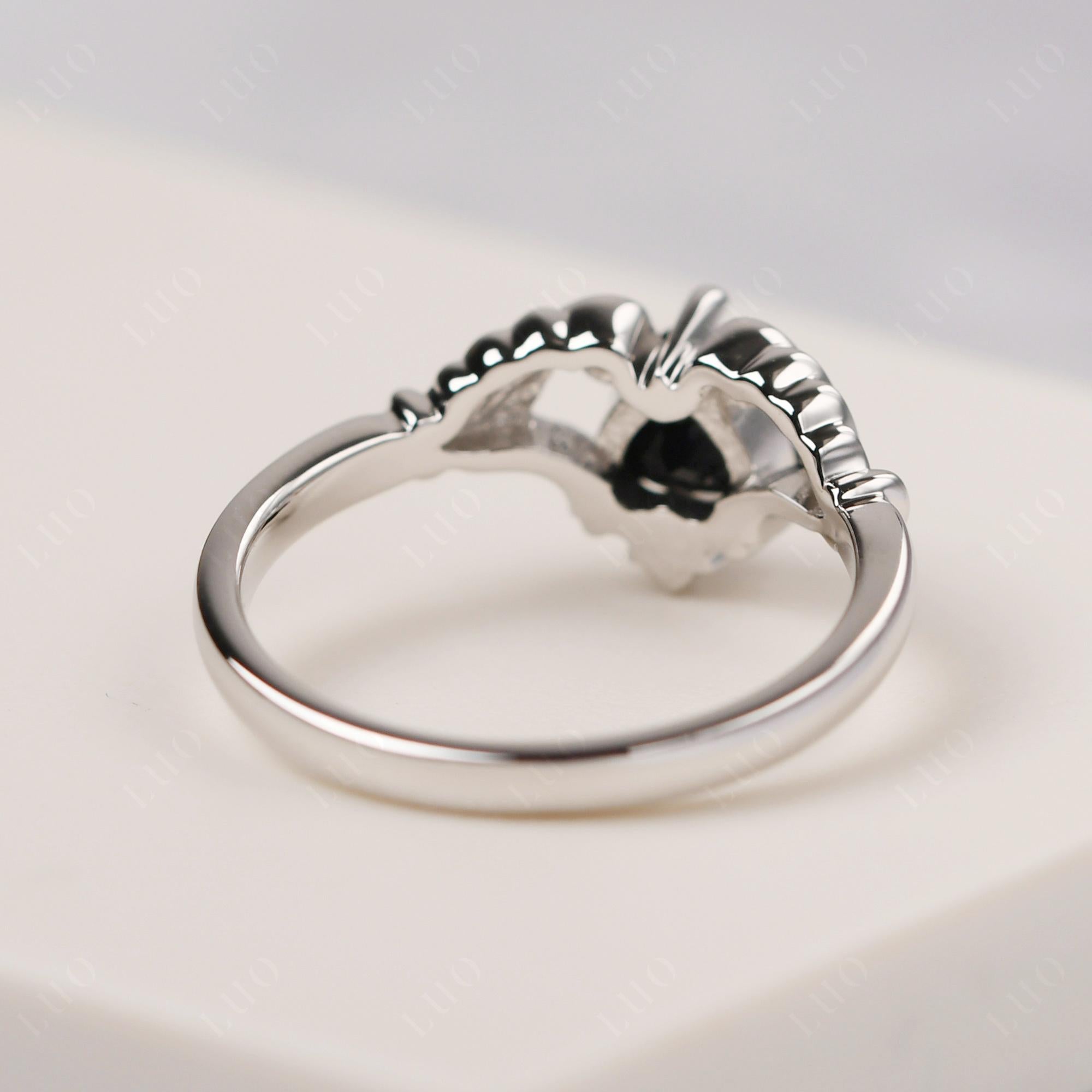 Black Spinel Women's Claddagh Ring - LUO Jewelry 