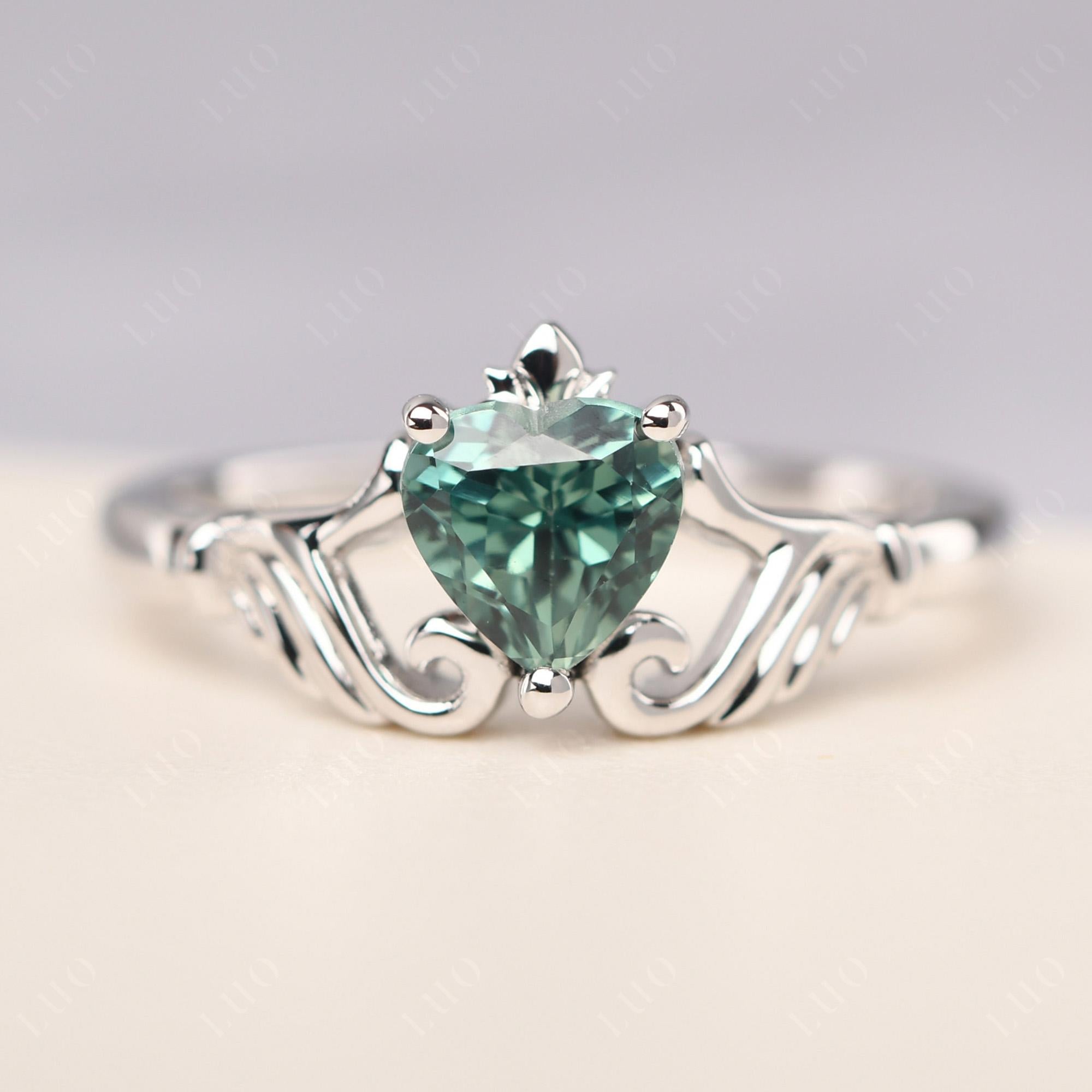 Green Sapphire Women's Claddagh Ring - LUO Jewelry 