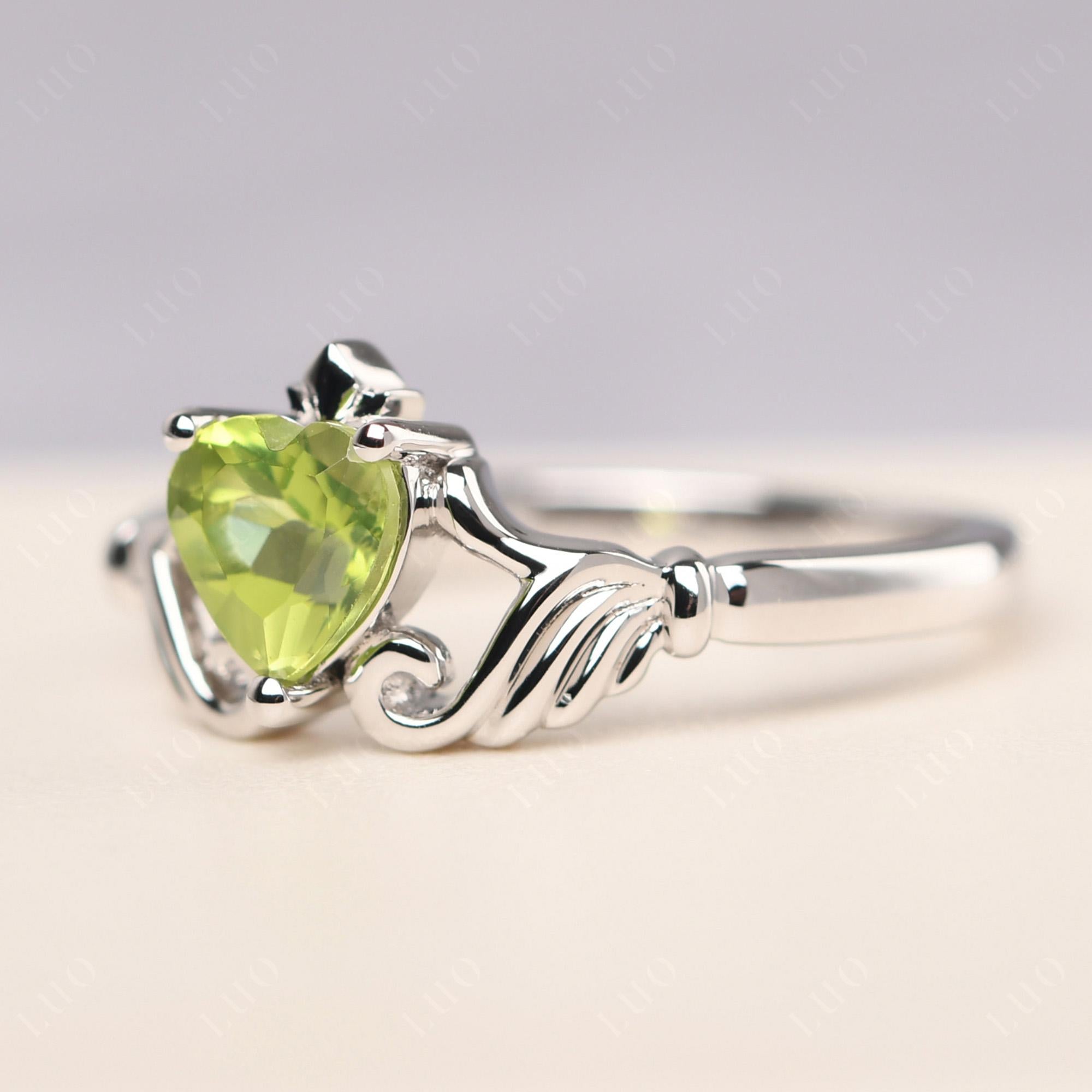 Peridot Women's Claddagh Ring - LUO Jewelry 