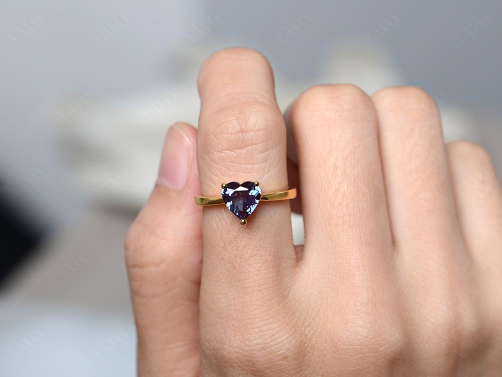 Heart Shaped Alexandrite Solitaire Ring - LUO Jewelry 