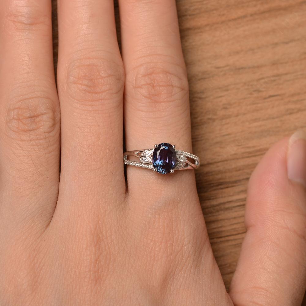 Oval Cut Alexandrite Ring - LUO Jewelry 