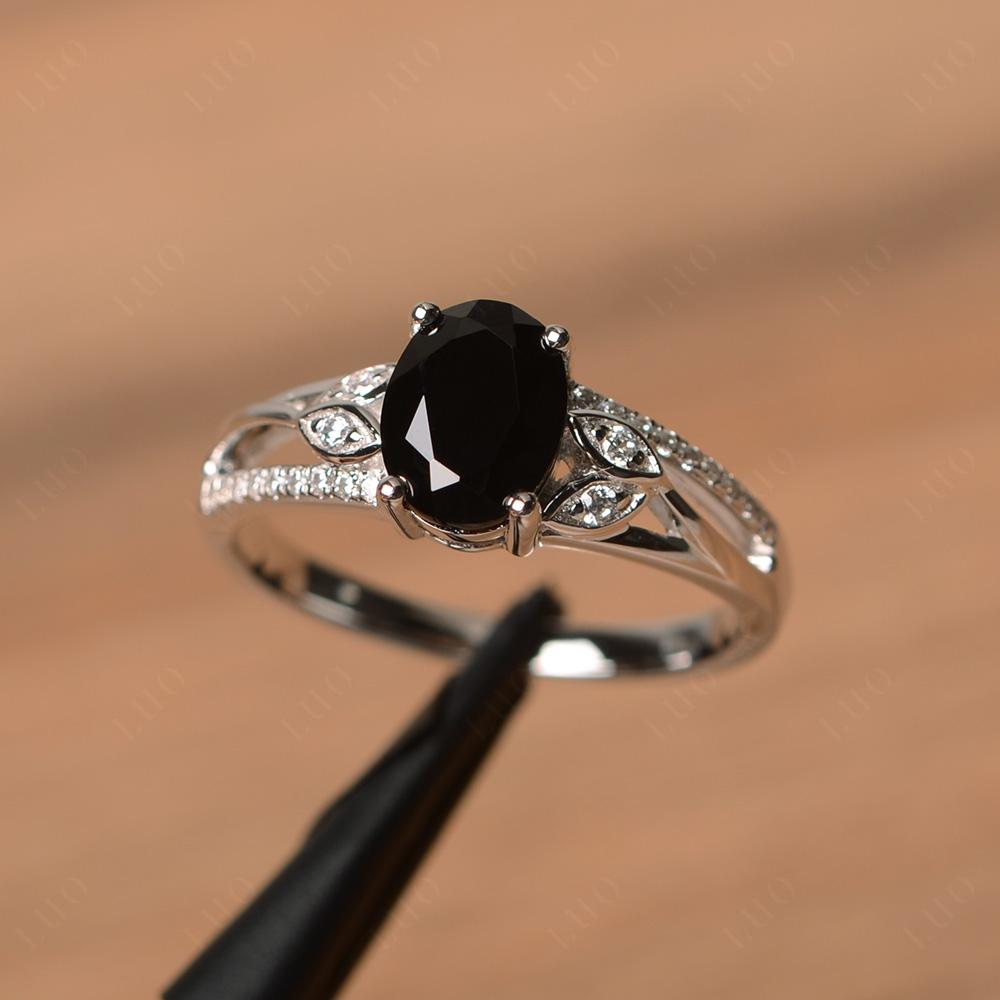 Black spinel ring, oval 2024 cut, sterling silver, solitaire ring,delicate ring,black stone ring