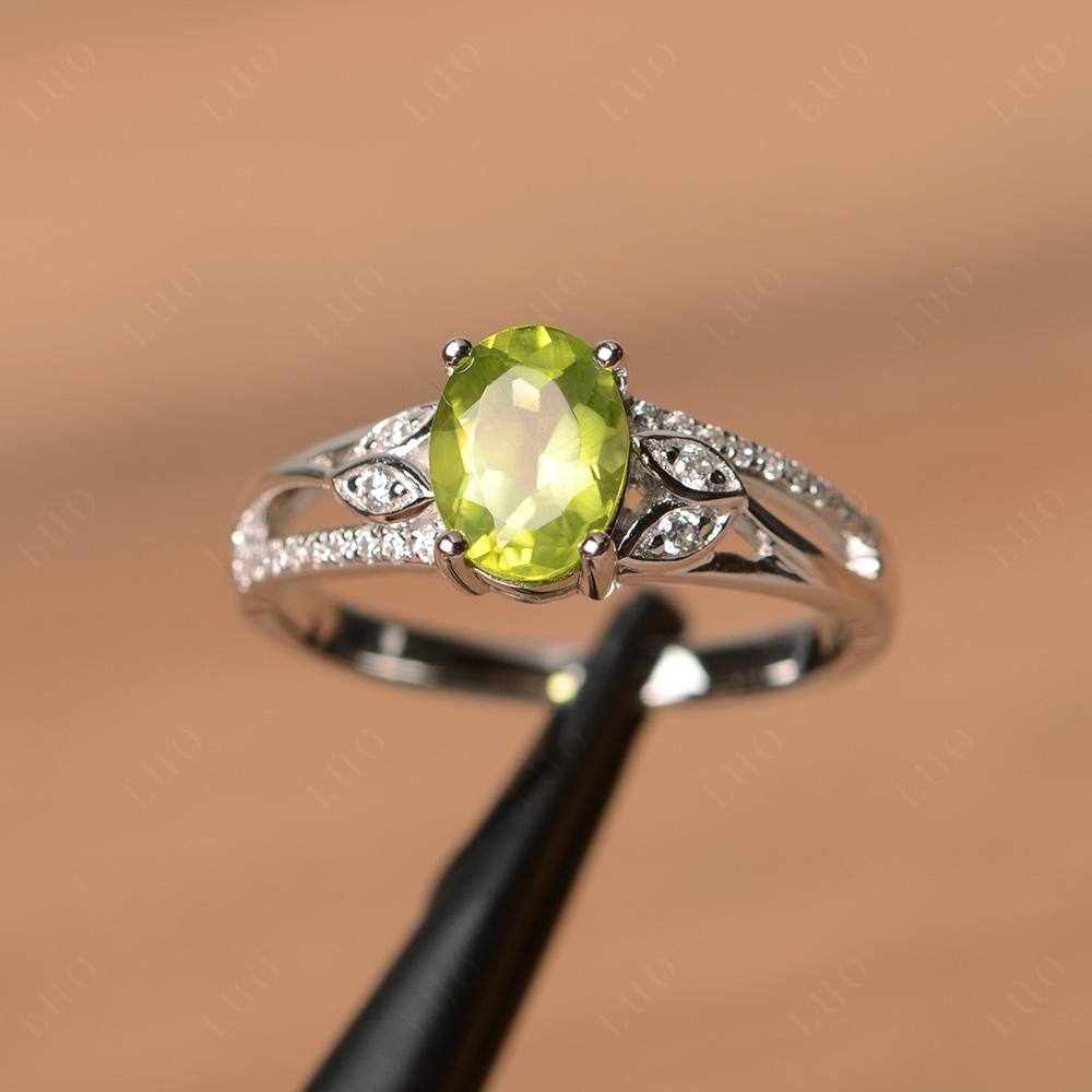 Oval Cut Peridot Ring - LUO Jewelry 