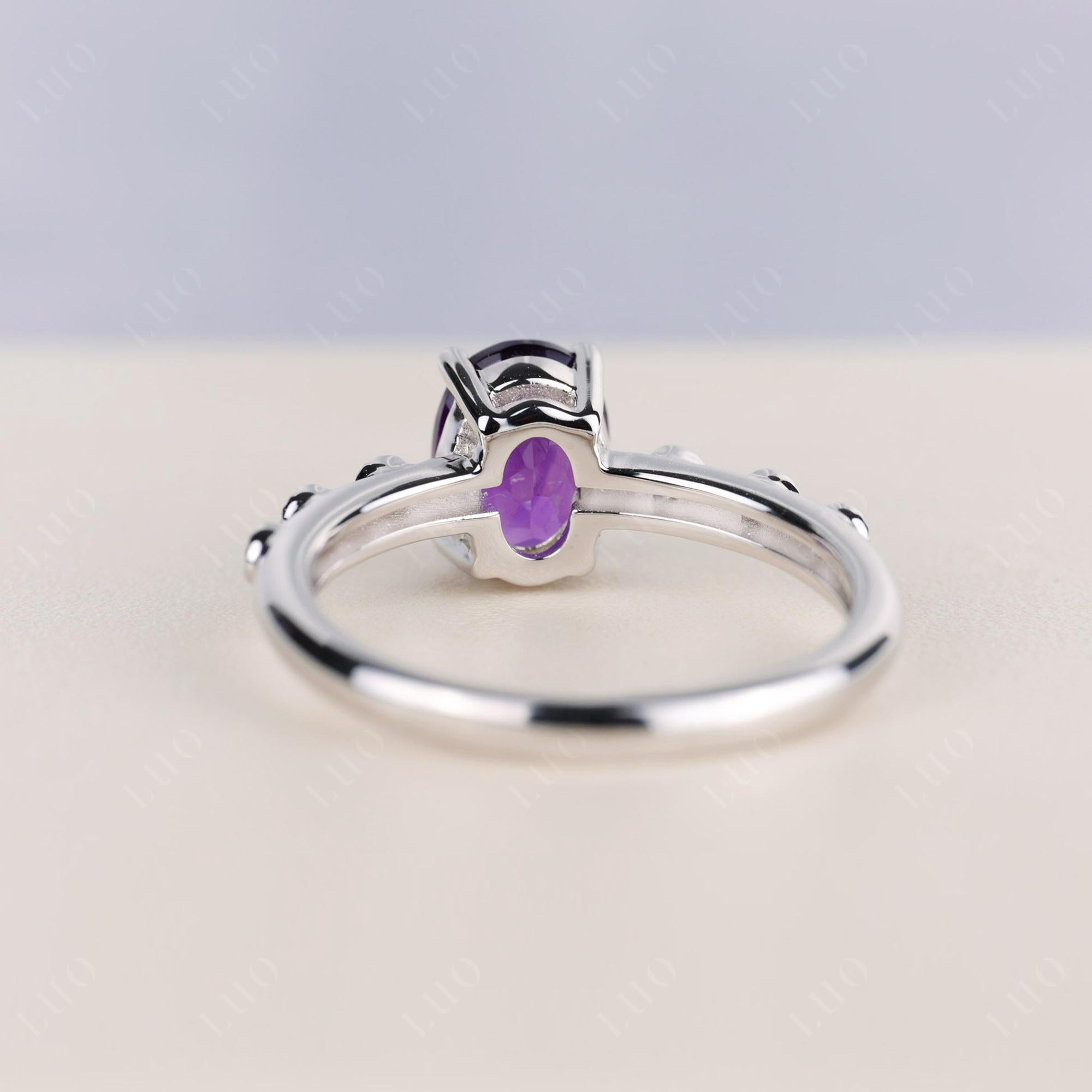 Antique Oval Cut Amethyst Ring - LUO Jewelry 