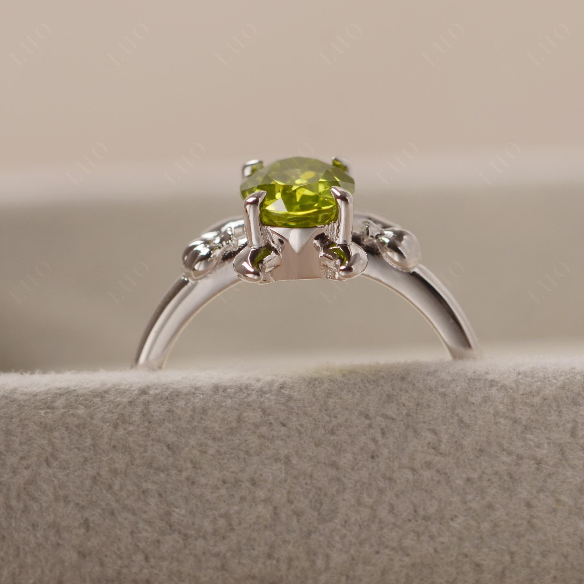 Peridot Sea Turtle Ring - LUO Jewelry 