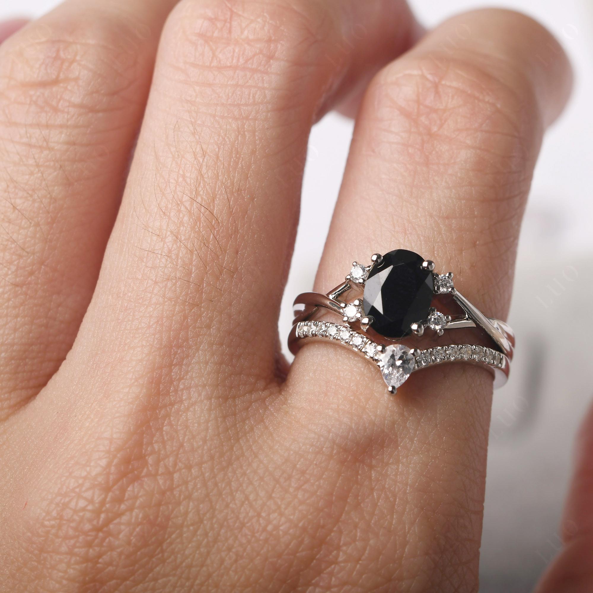 Oval Black Spinel Wedding Ring Set - LUO Jewelry 