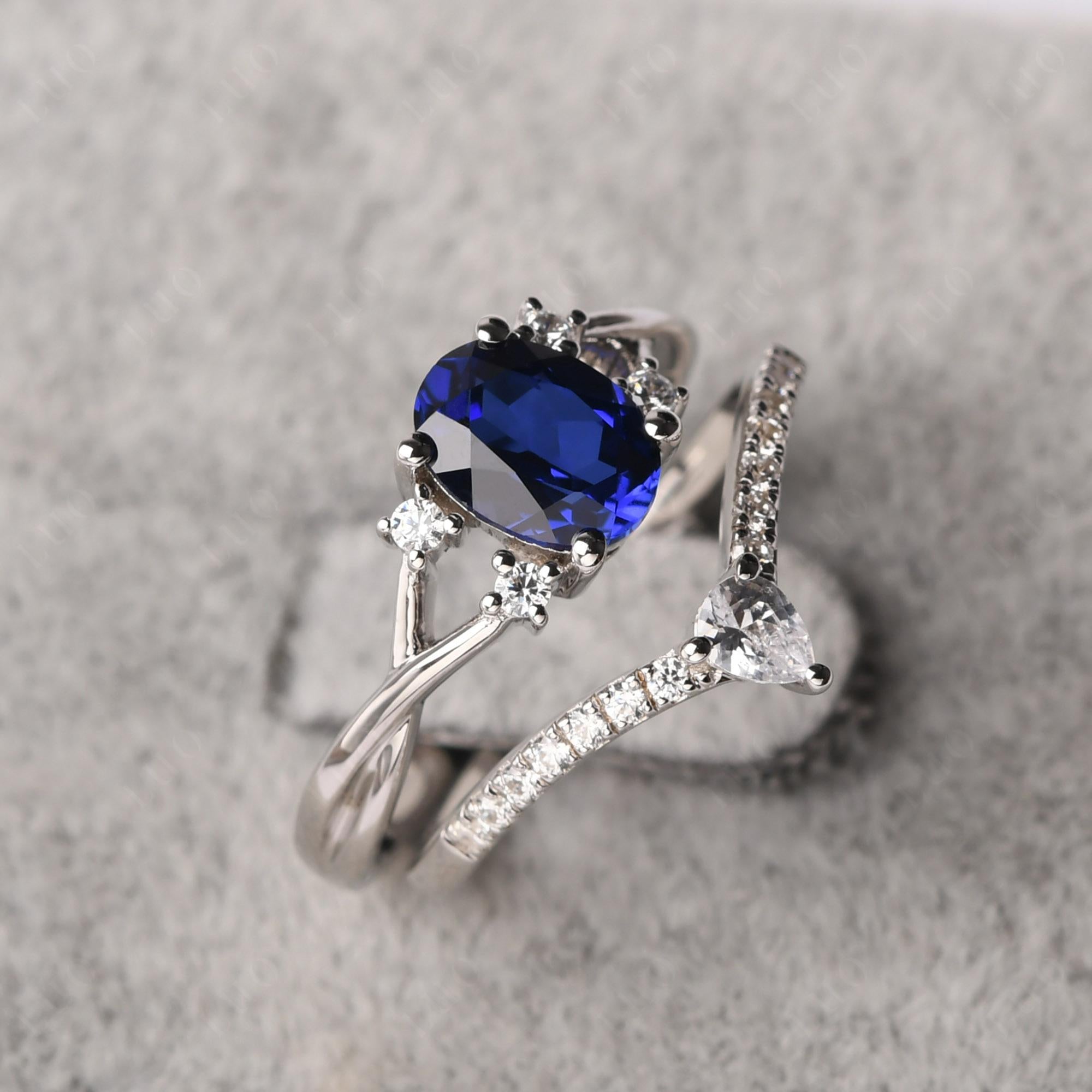 Sapphire Oval Engagement Ring with Wedding Band - LUO Jewelry 