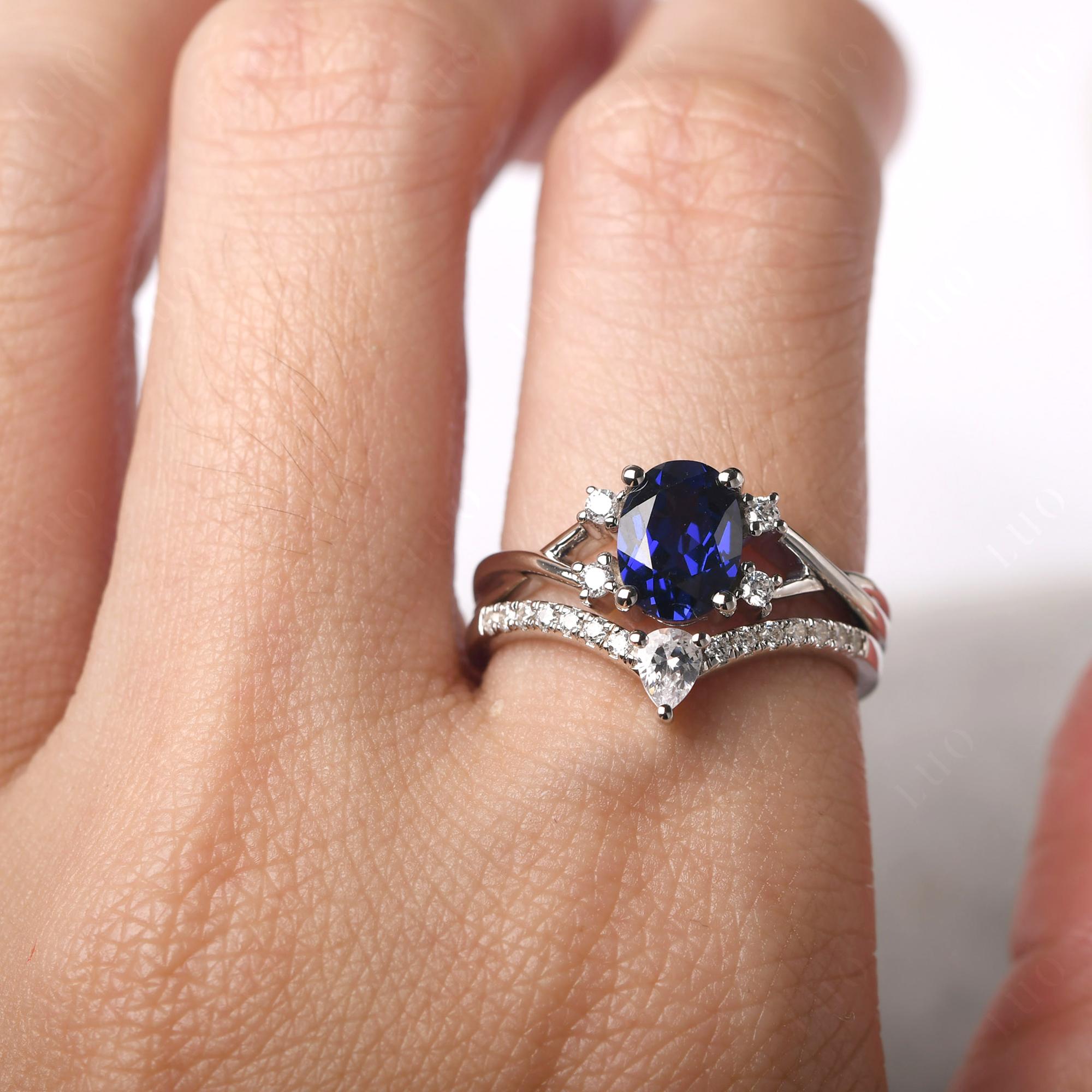 Sapphire Oval Engagement Ring with Wedding Band - LUO Jewelry 