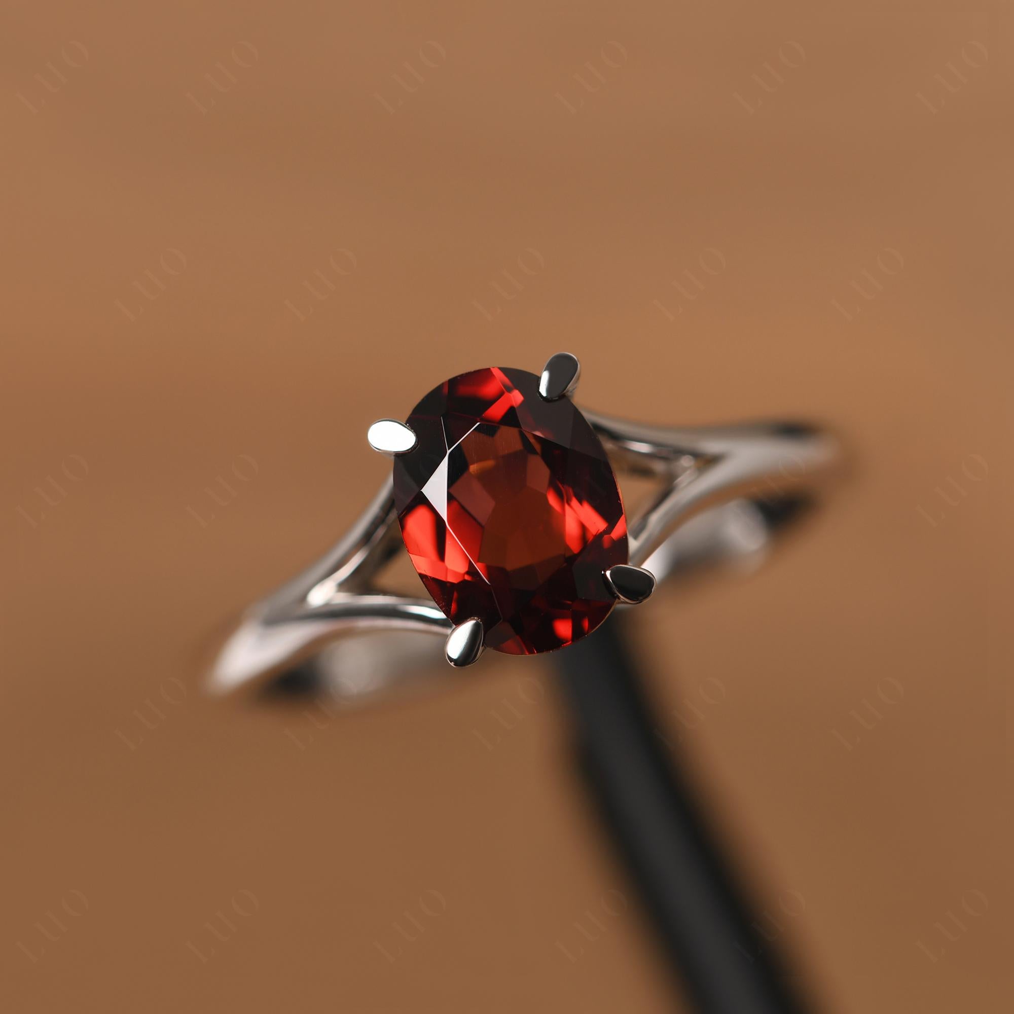 Garnet Split Shank Ring - LUO Jewelry 