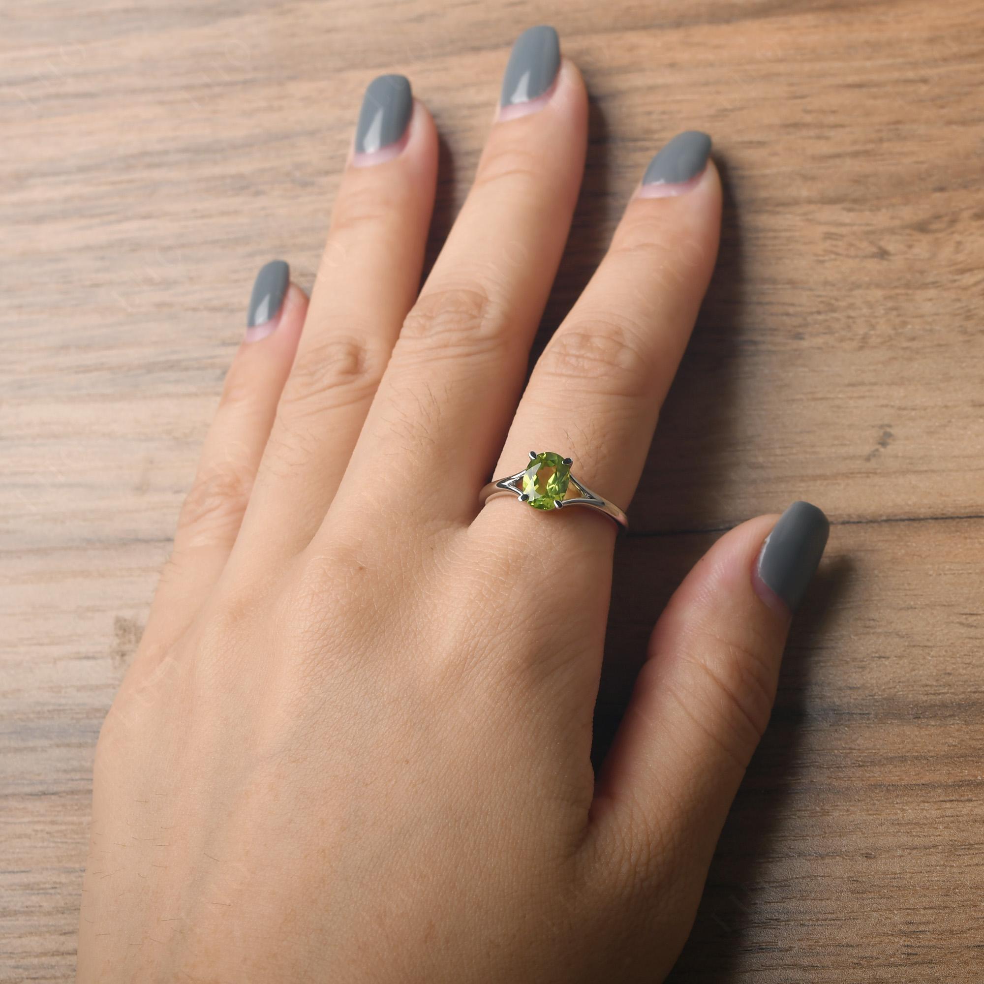 Peridot Split Shank Ring - LUO Jewelry 