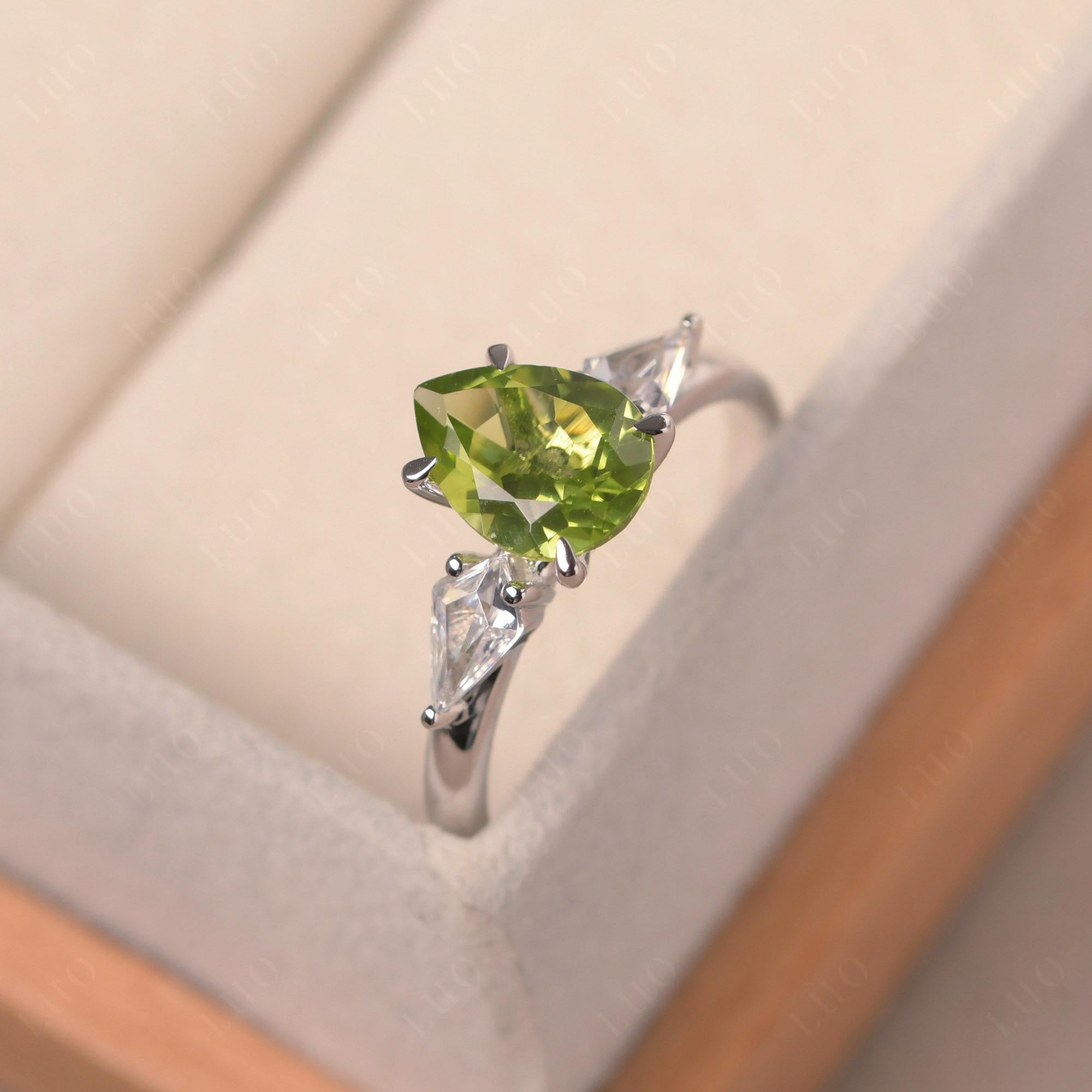 Peridot Pear Three Stone Ring - LUO Jewelry 