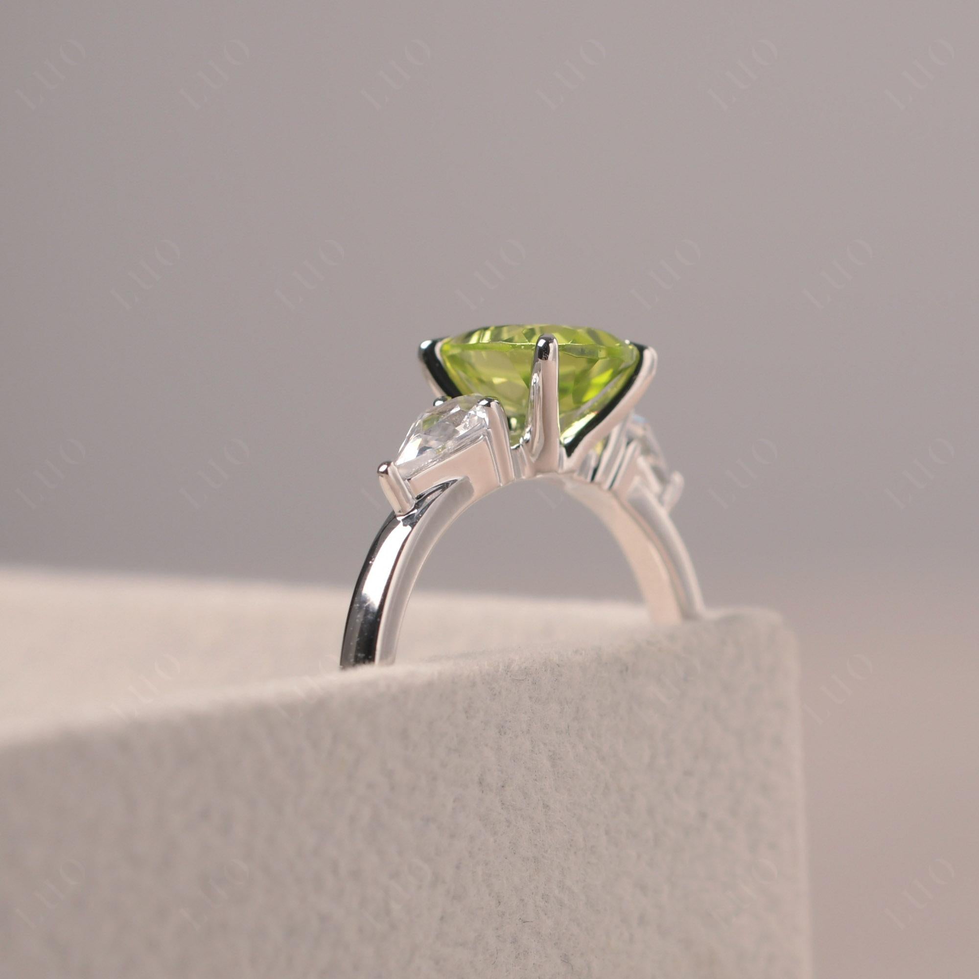 Peridot Pear Three Stone Ring - LUO Jewelry 