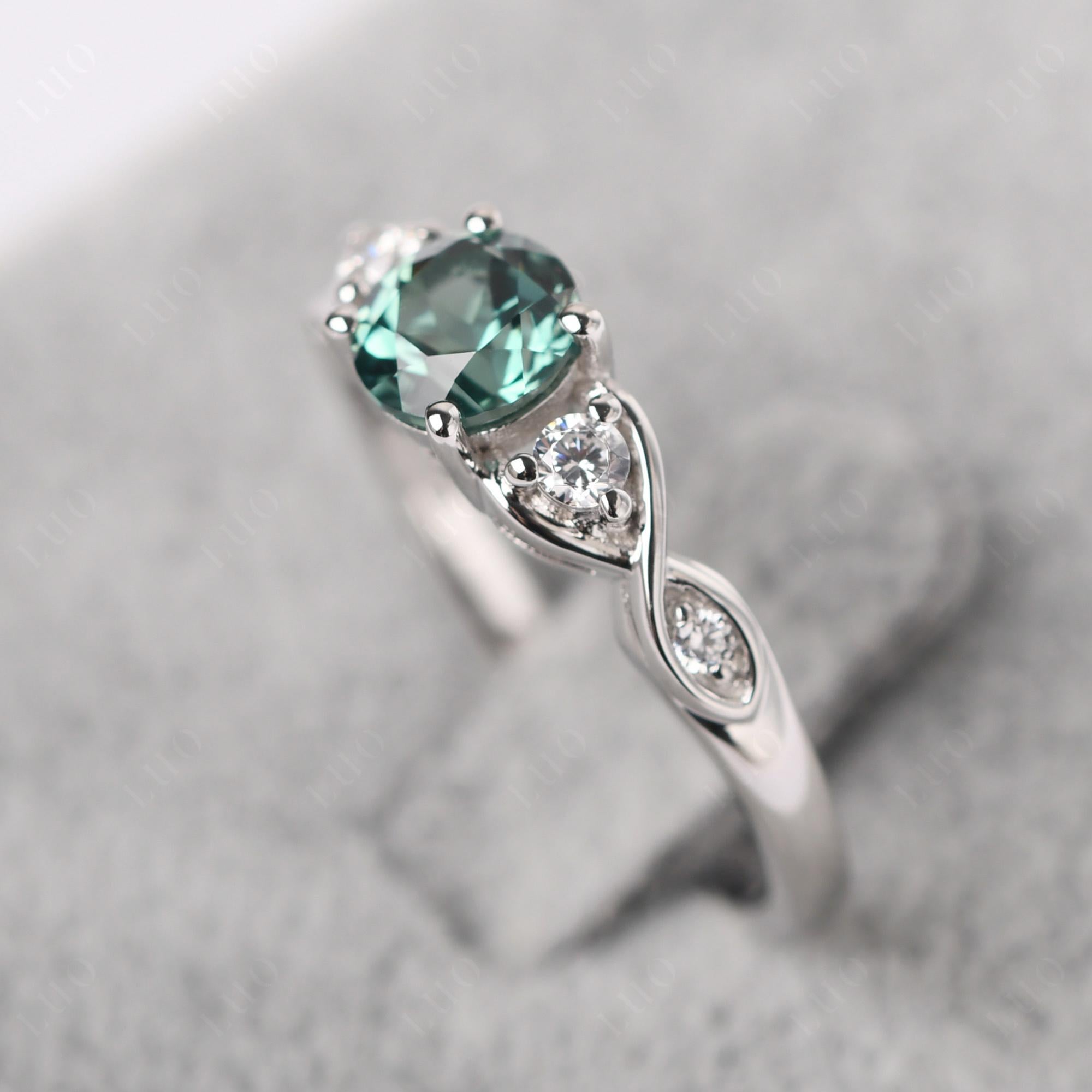 Green Sapphire Twisted Ring - LUO Jewelry 