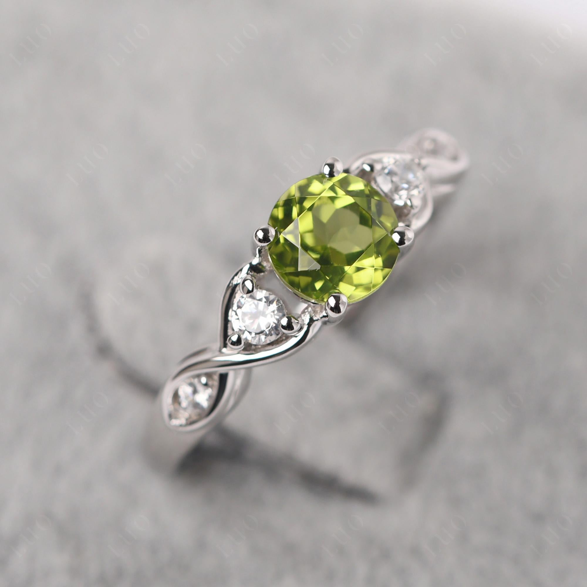 Peridot Twisted Ring - LUO Jewelry 