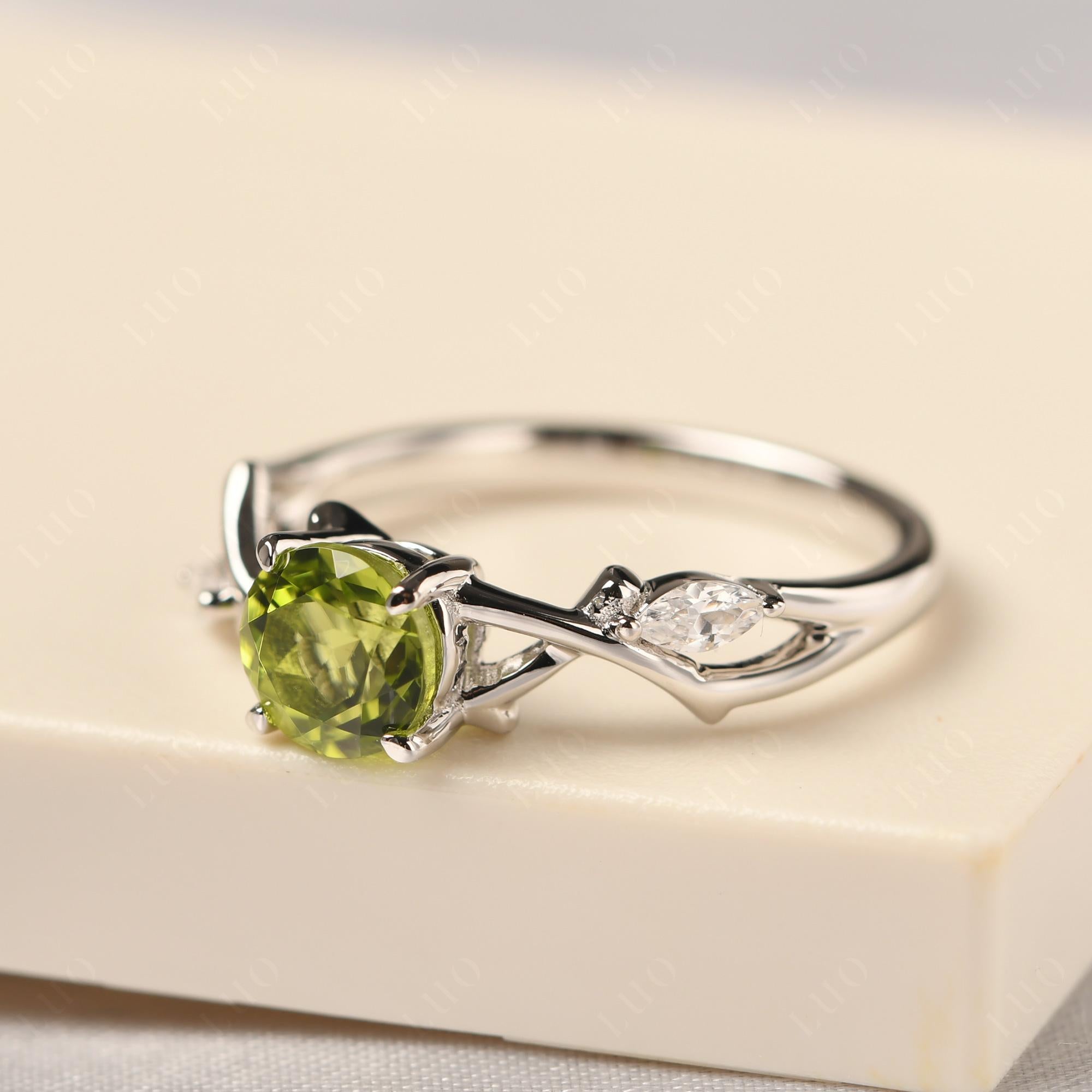 Peridot Twig Promise Ring - LUO Jewelry 