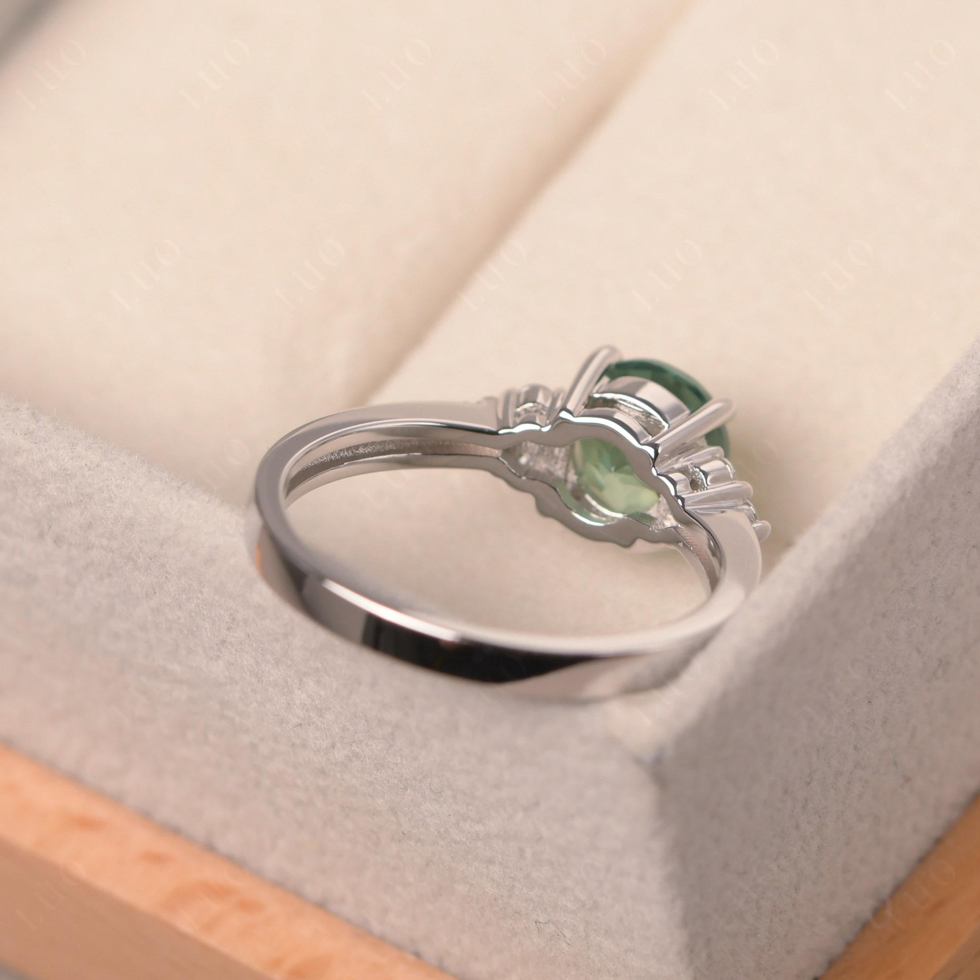 Round Cut Green Sapphire Engagement Ring - LUO Jewelry 