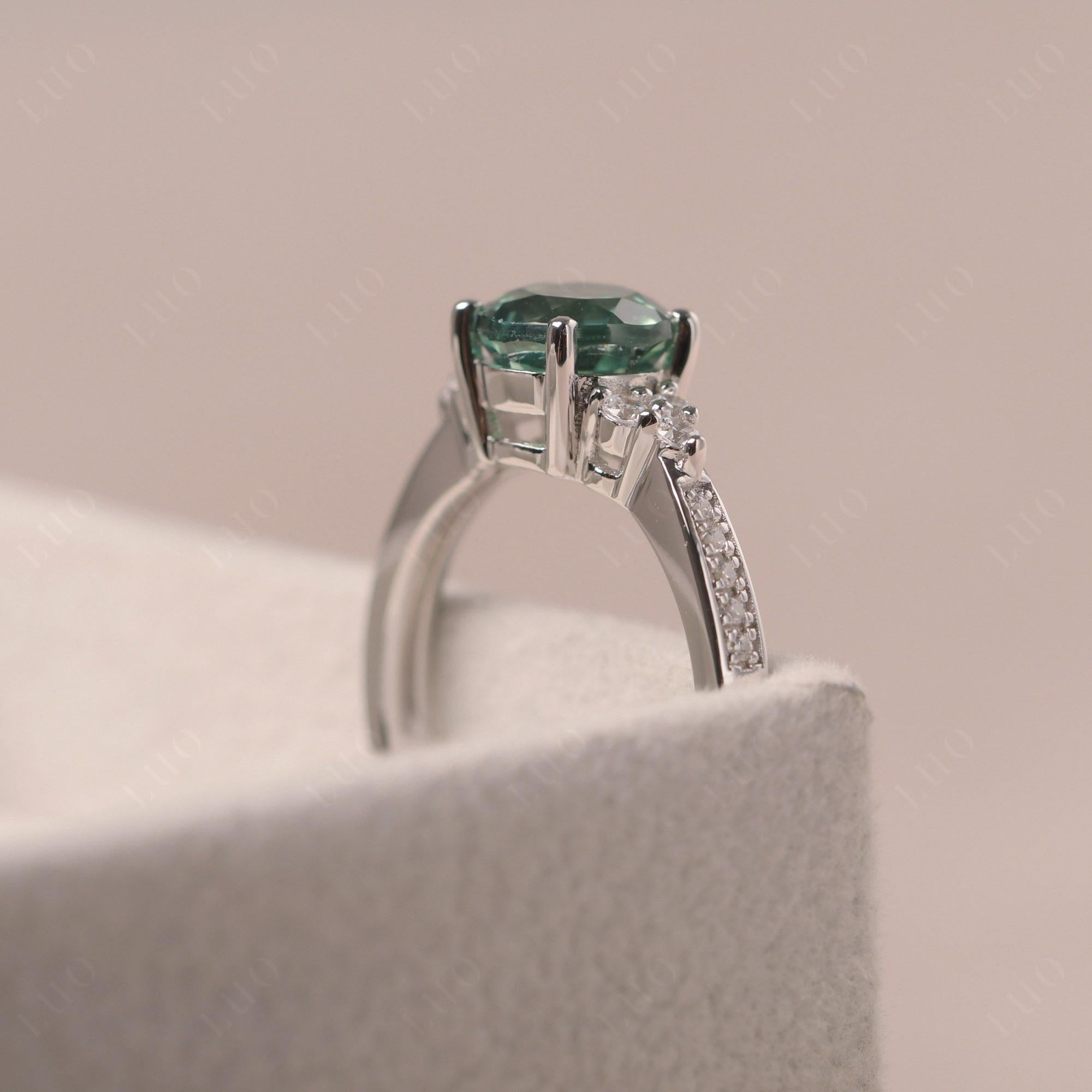 Round Cut Green Sapphire Engagement Ring - LUO Jewelry 