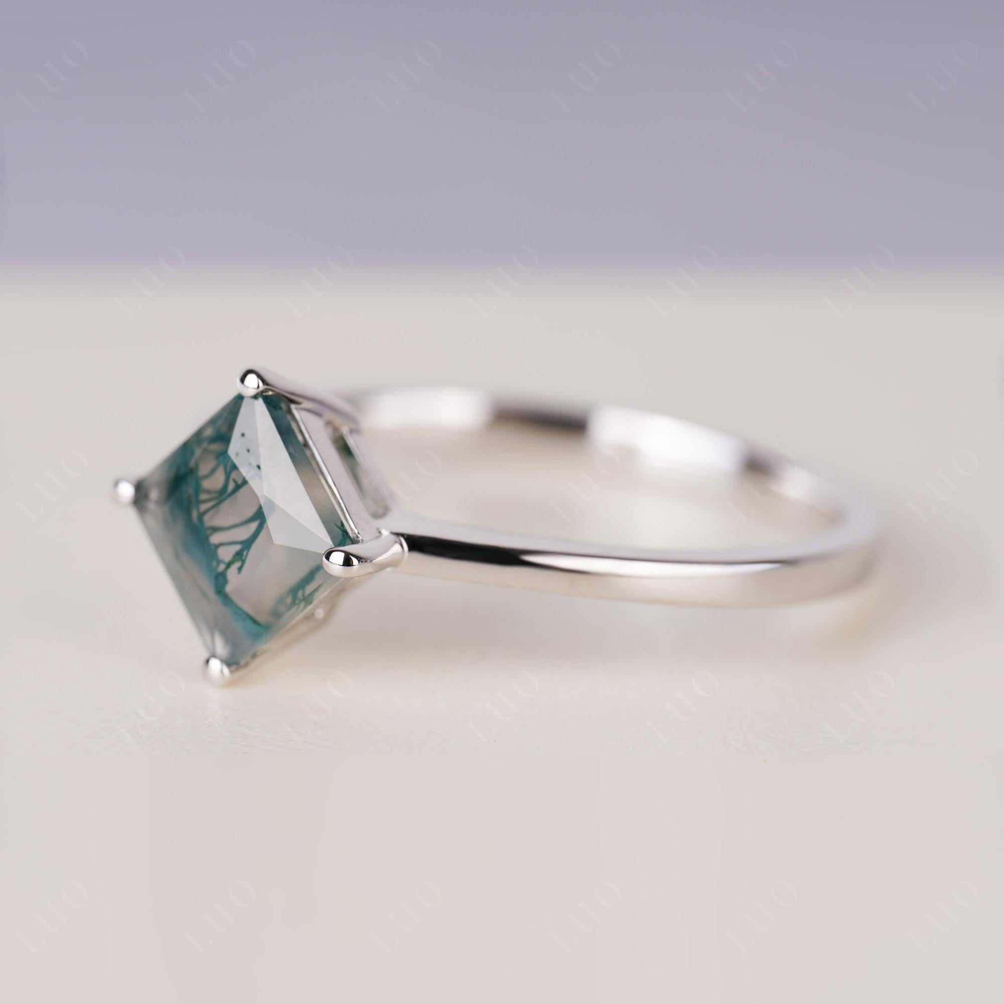 Moss Agate Kite Set Solitaire Ring | LUO Jewelry