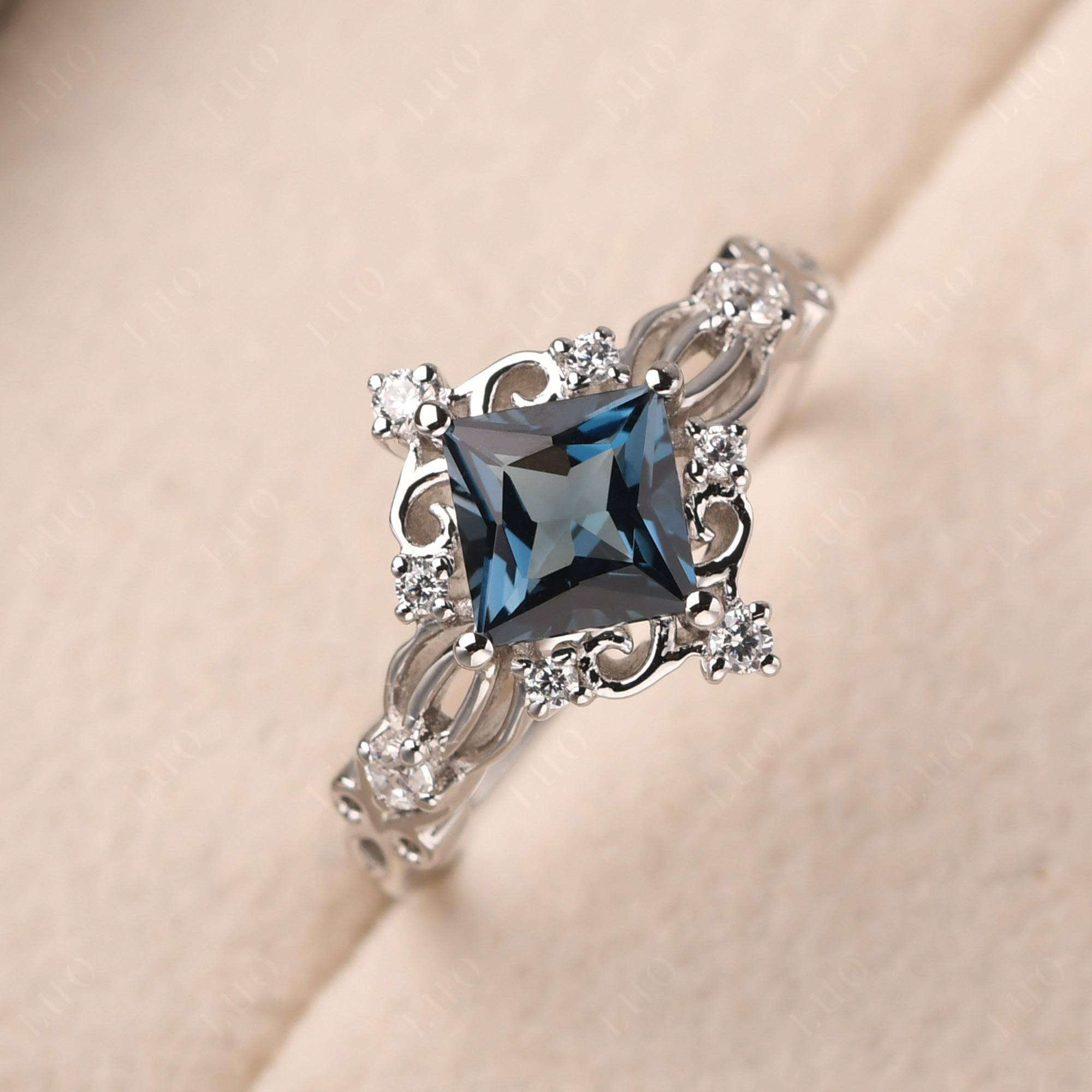 London Blue Topaz Sparkle Ring - LUO Jewelry 