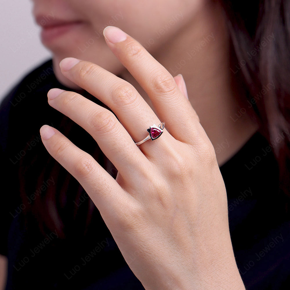 Ruby bezel clearance ring