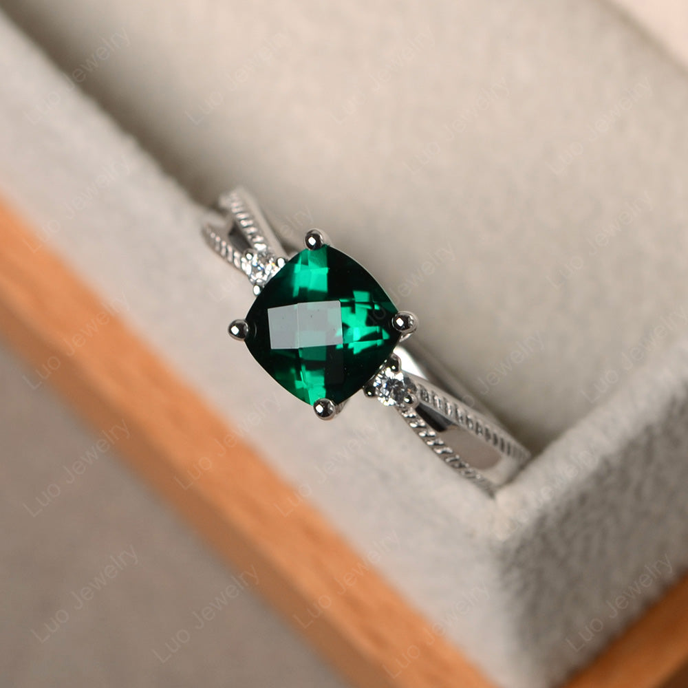 Cushion emerald deals cut ring