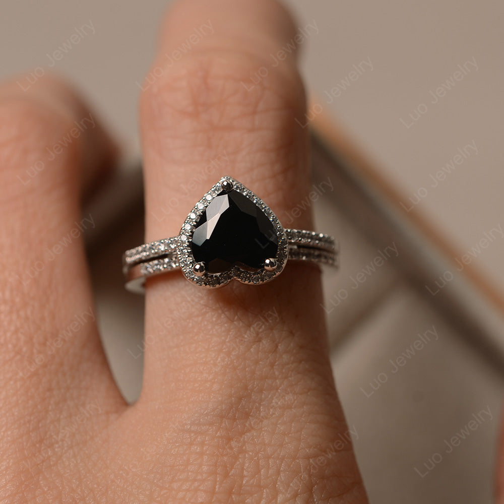 Anillo de juego de piedra de piedra de piedra negra con forma de