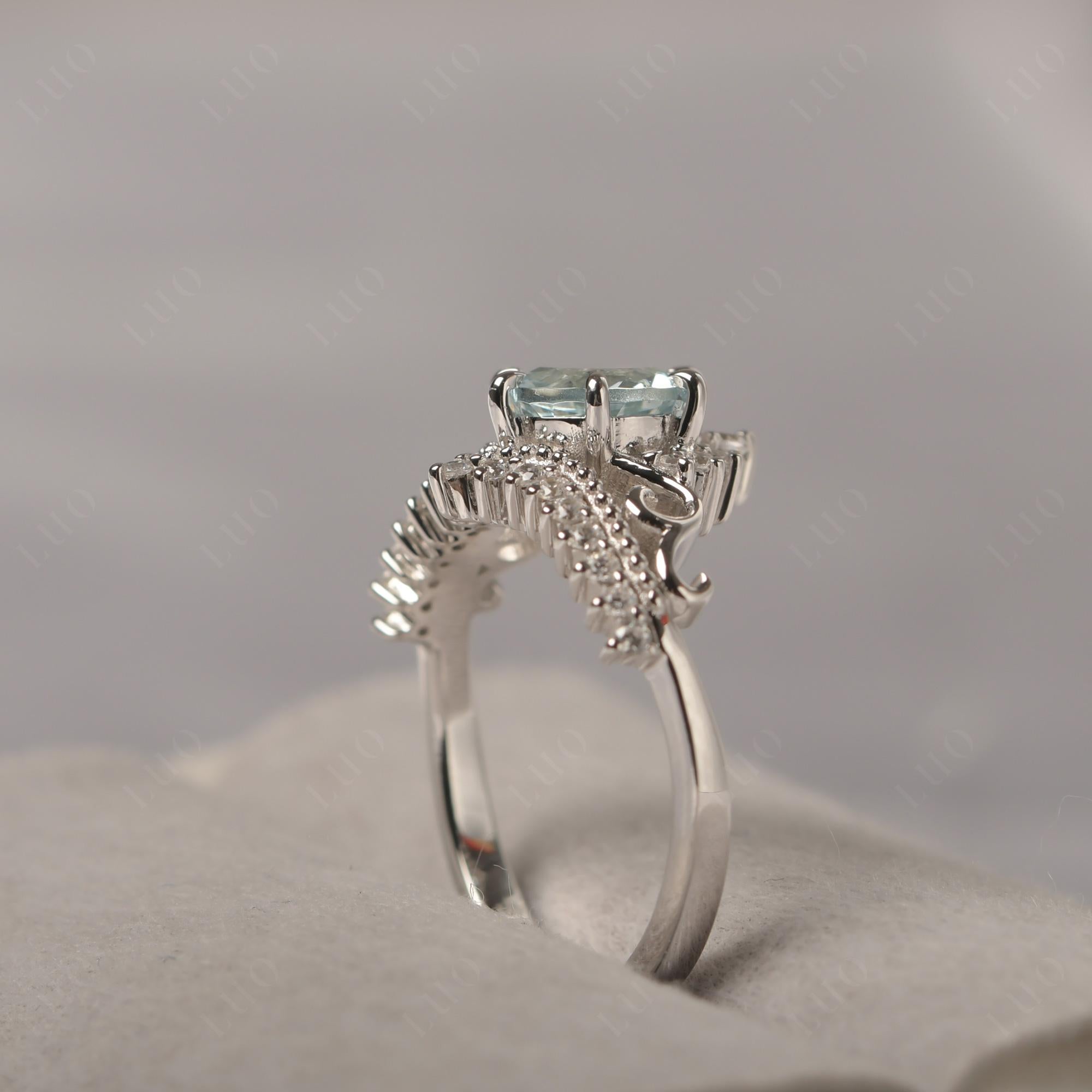 Vintage Aquamarine Cocktail Ring - LUO Jewelry